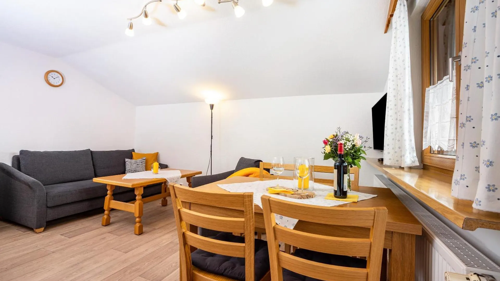 Gaestehaus Vogler Oberstdorf-Kornau Apartamento Oberstdorf