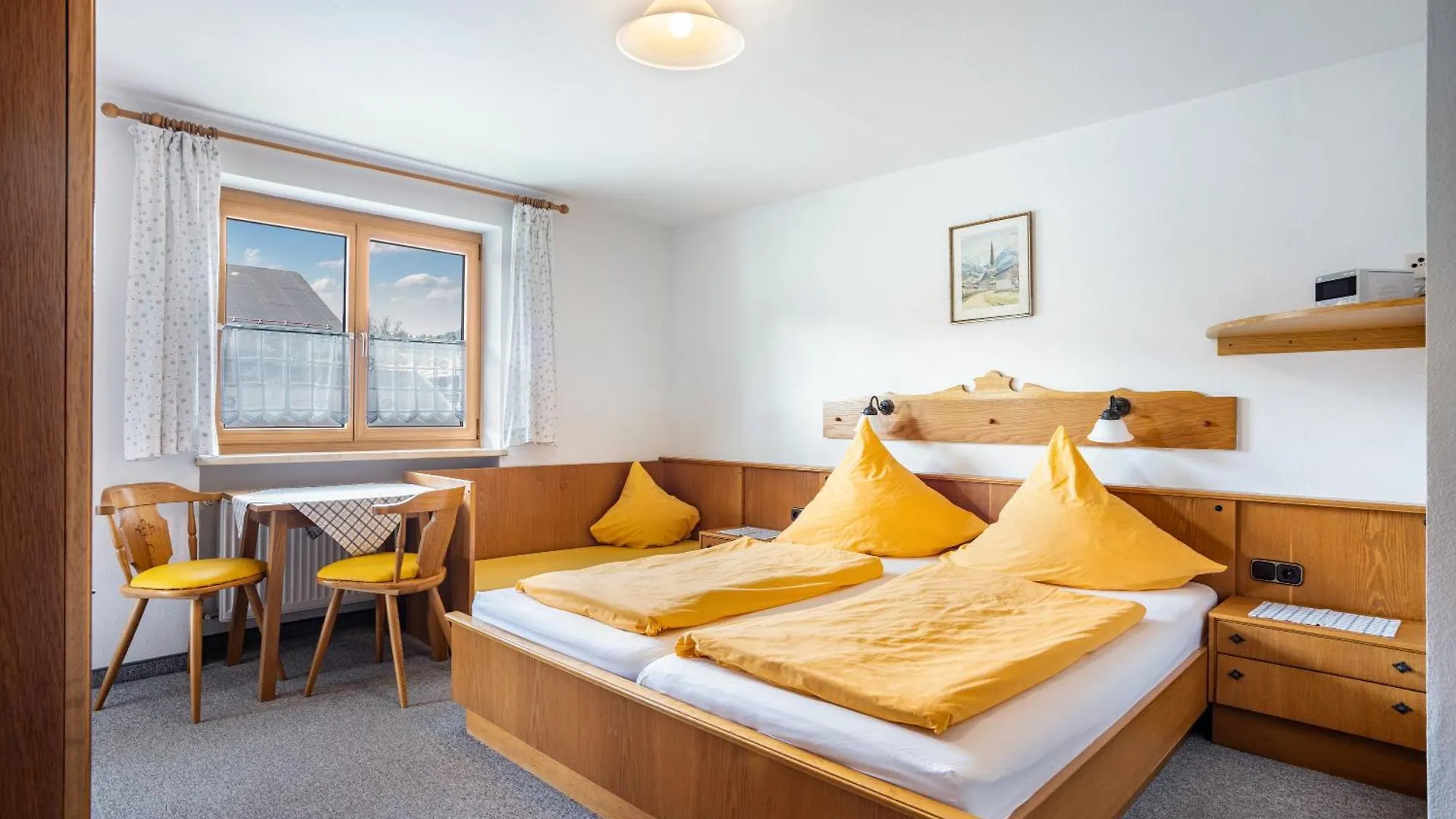 Gaestehaus Vogler Oberstdorf-Kornau Apartamento Oberstdorf